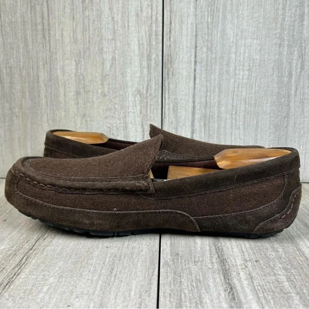 UGG Alder Espresso Brown Suede Leather Slip On Loafer Slipper Shoes Mens Size 9 - Picture 2 of 10